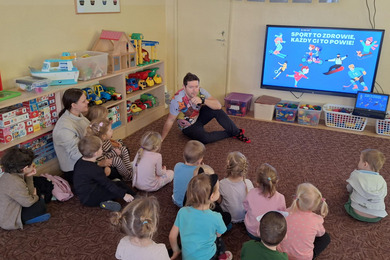 Kino Przedszkole- zimowe sporty na śniegu 